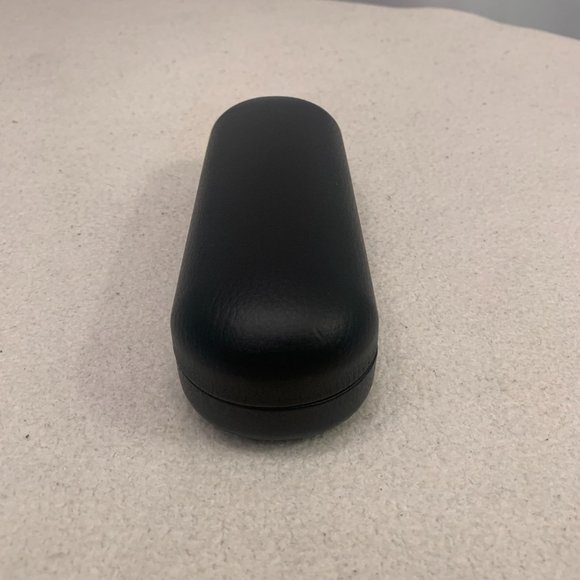 Oakley Black Case Hard Side Clamshell Eyeglasses / Reading Glasses Case - Picture 7 of 7